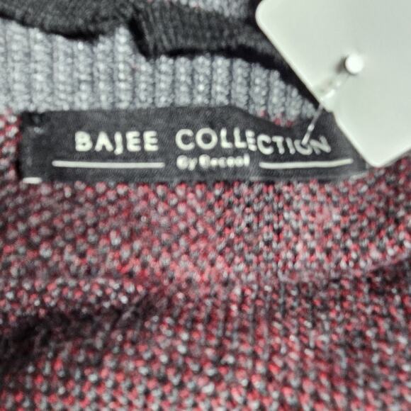 Grey Plaid Cardigan Sweater Size Medium - Picture 3 of 4